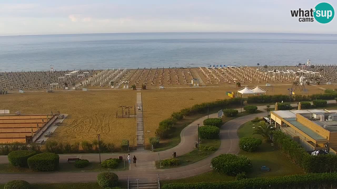 La spiaggia di Bibione webcam live e piazzale Zenit
