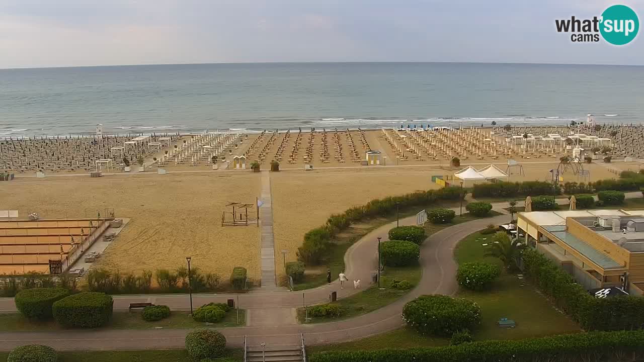 La spiaggia di Bibione webcam live e piazzale Zenit