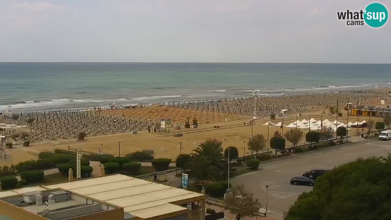 La spiaggia di Bibione webcam live e piazzale Zenit