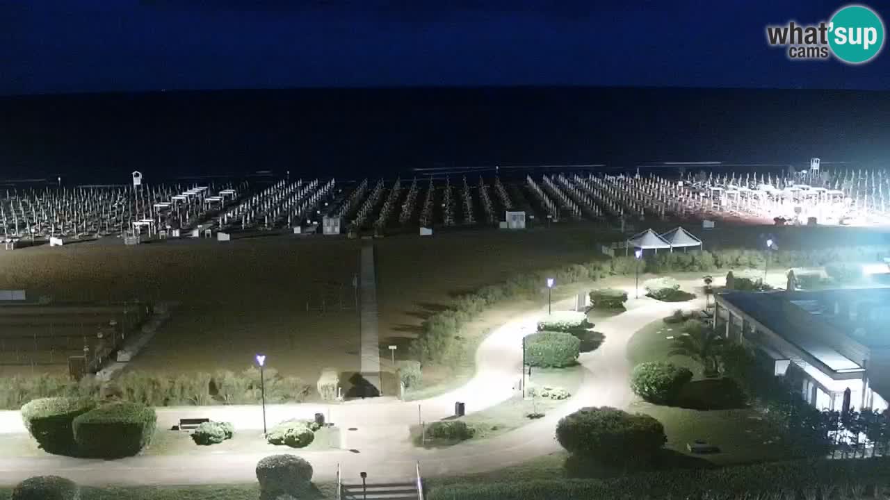 La spiaggia di Bibione webcam live e piazzale Zenit