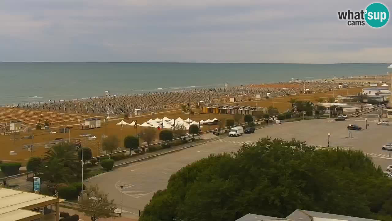 La spiaggia di Bibione webcam live e piazzale Zenit