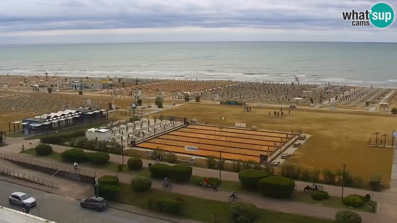 La spiaggia di Bibione webcam live e piazzale Zenit