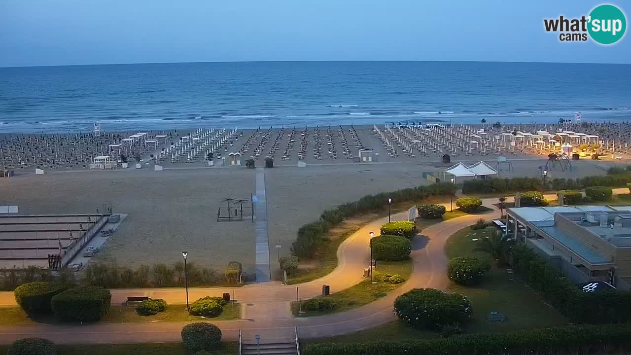 La spiaggia di Bibione webcam live e piazzale Zenit
