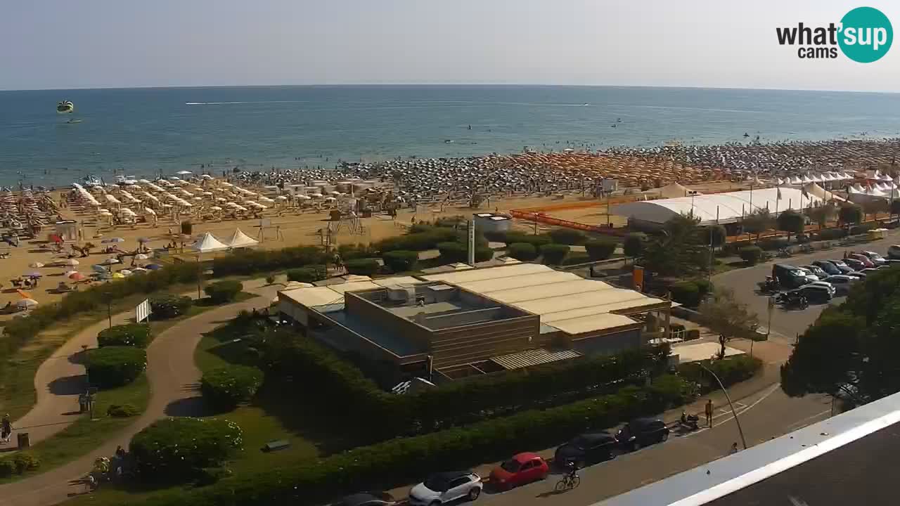 La spiaggia di Bibione webcam live e piazzale Zenit