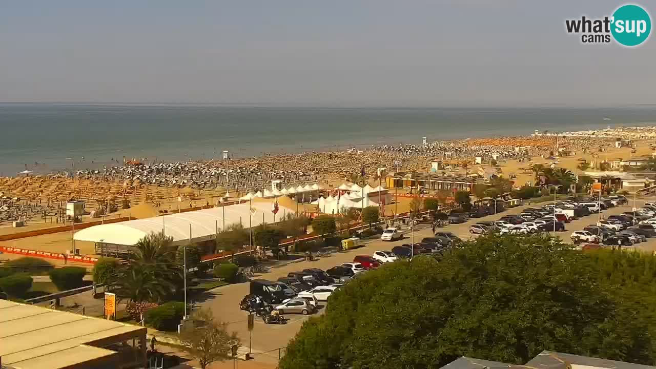 La spiaggia di Bibione webcam live e piazzale Zenit