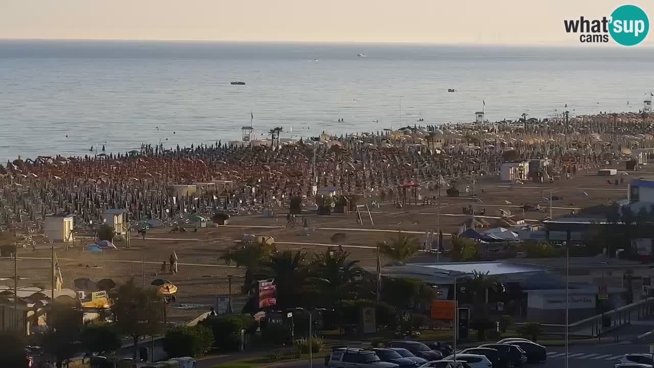 La spiaggia di Bibione webcam live e piazzale Zenit