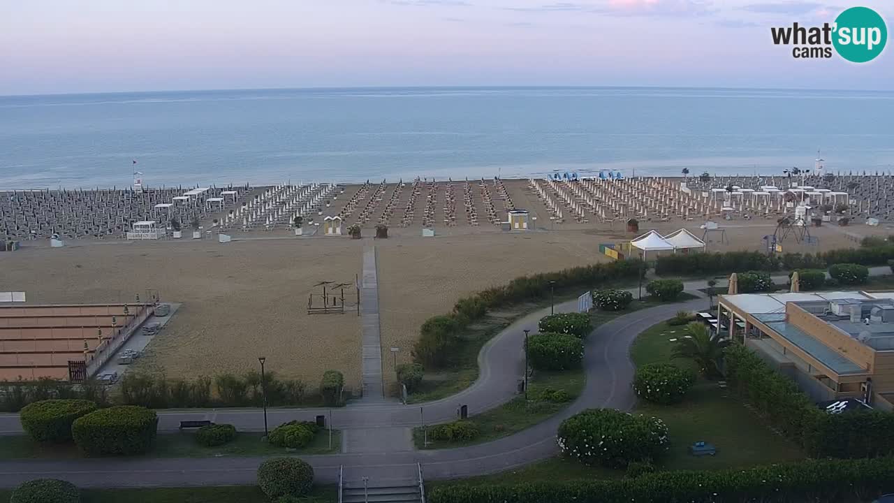 La spiaggia di Bibione webcam live e piazzale Zenit