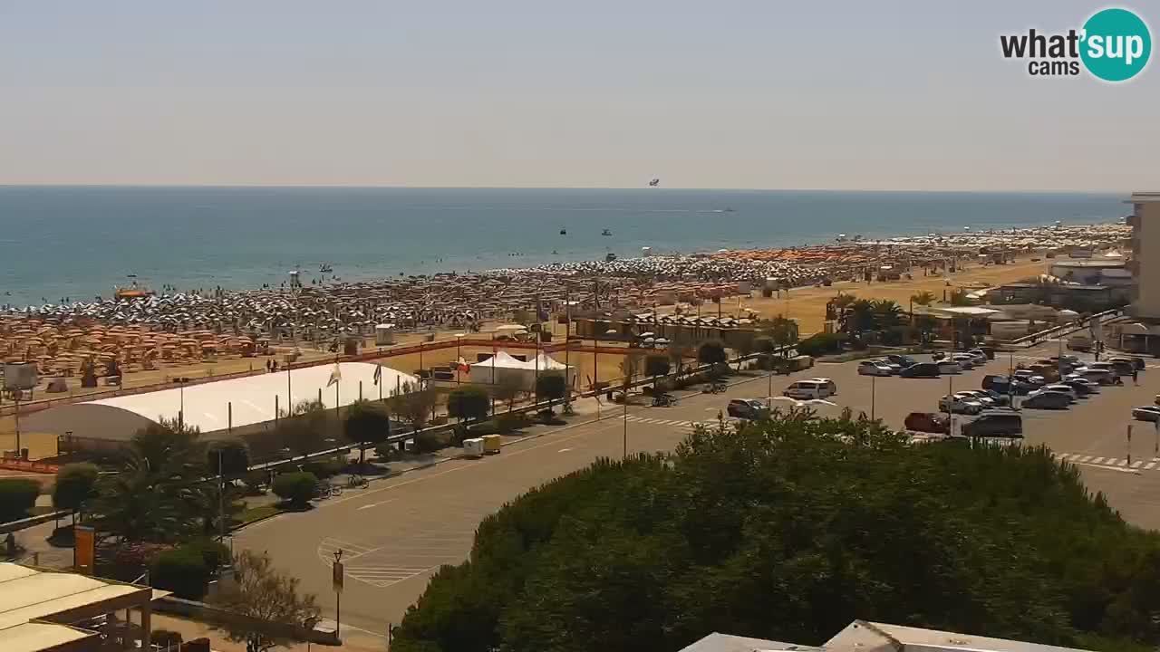 La spiaggia di Bibione webcam live e piazzale Zenit
