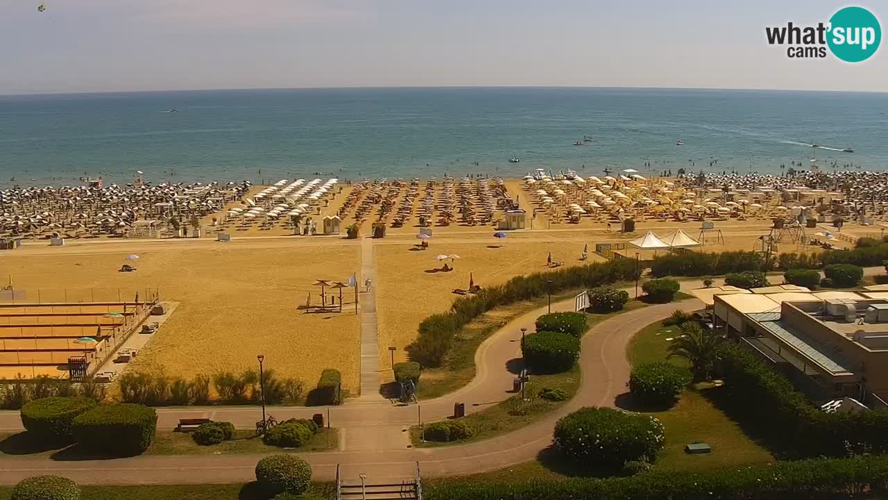 La spiaggia di Bibione webcam live e piazzale Zenit