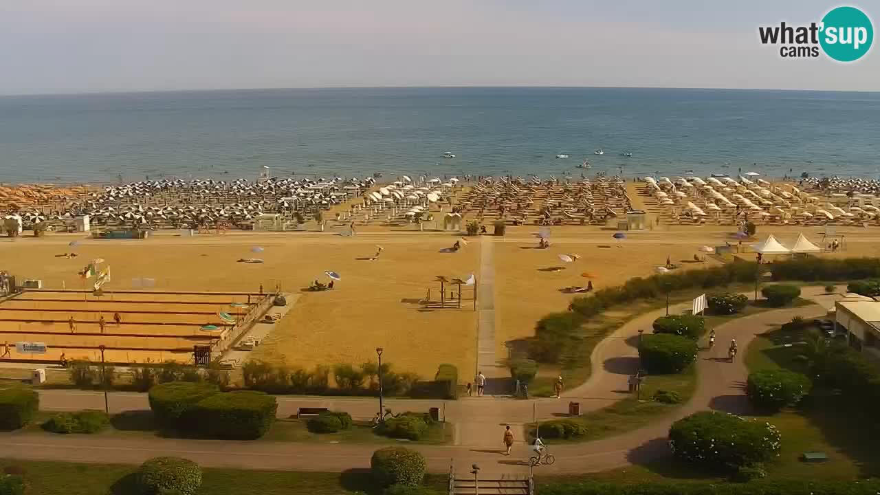 La spiaggia di Bibione webcam live e piazzale Zenit