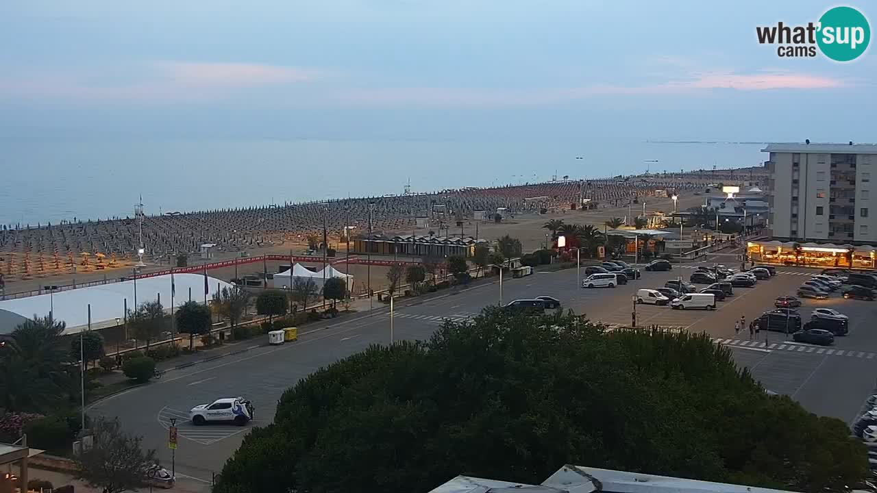 La spiaggia di Bibione webcam live e piazzale Zenit