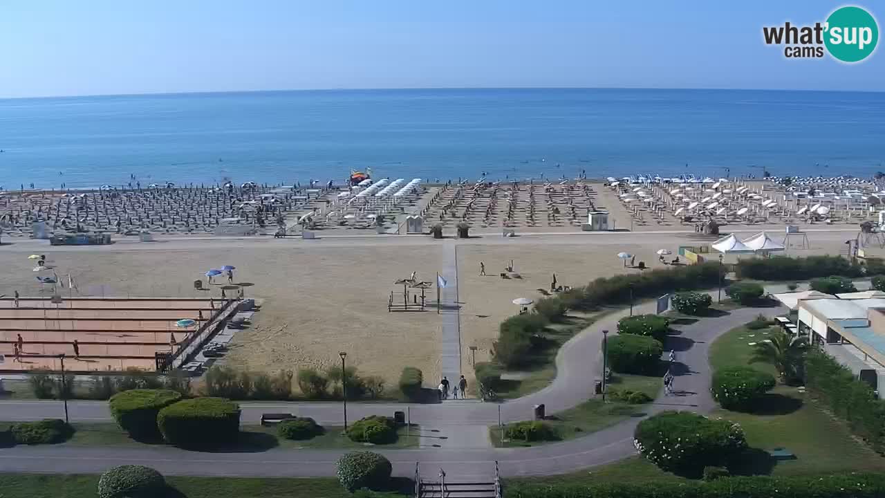 La spiaggia di Bibione webcam live e piazzale Zenit
