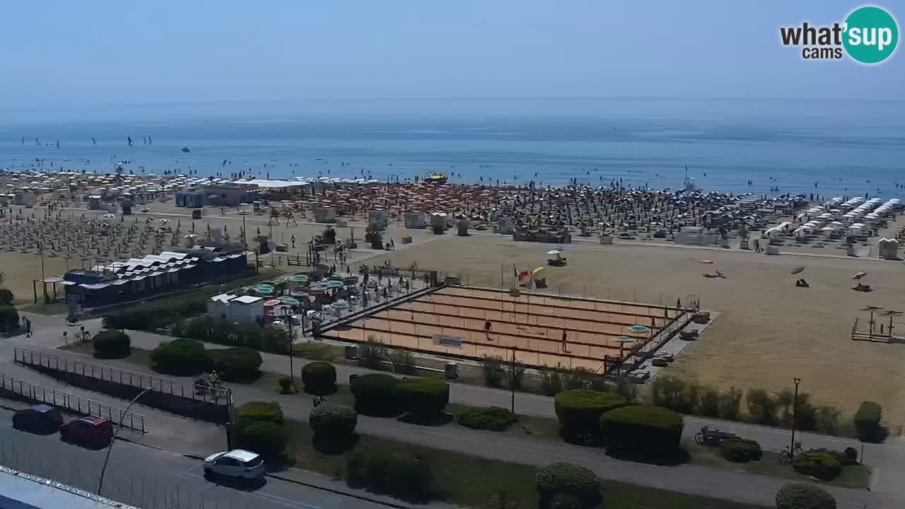 La spiaggia di Bibione webcam live e piazzale Zenit