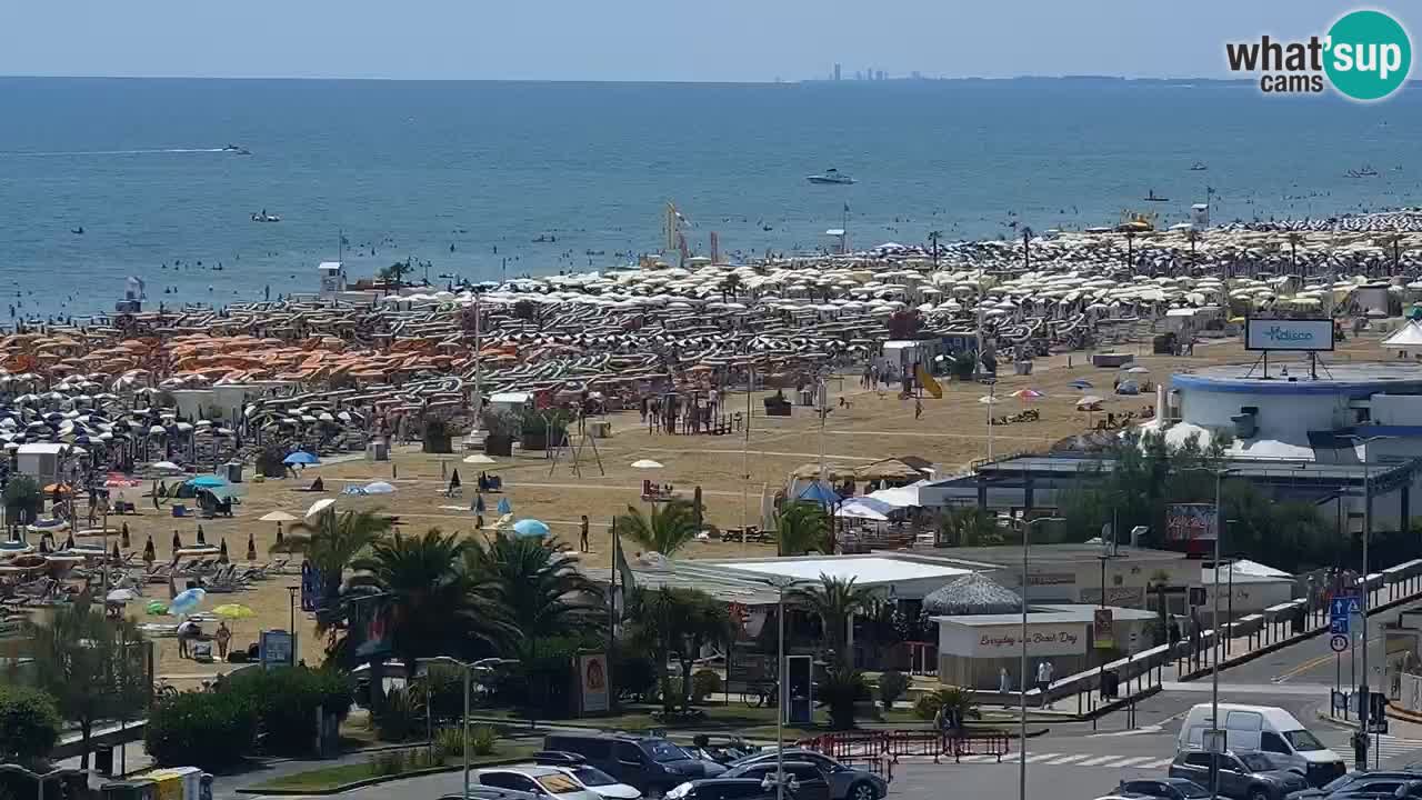 La spiaggia di Bibione webcam live e piazzale Zenit