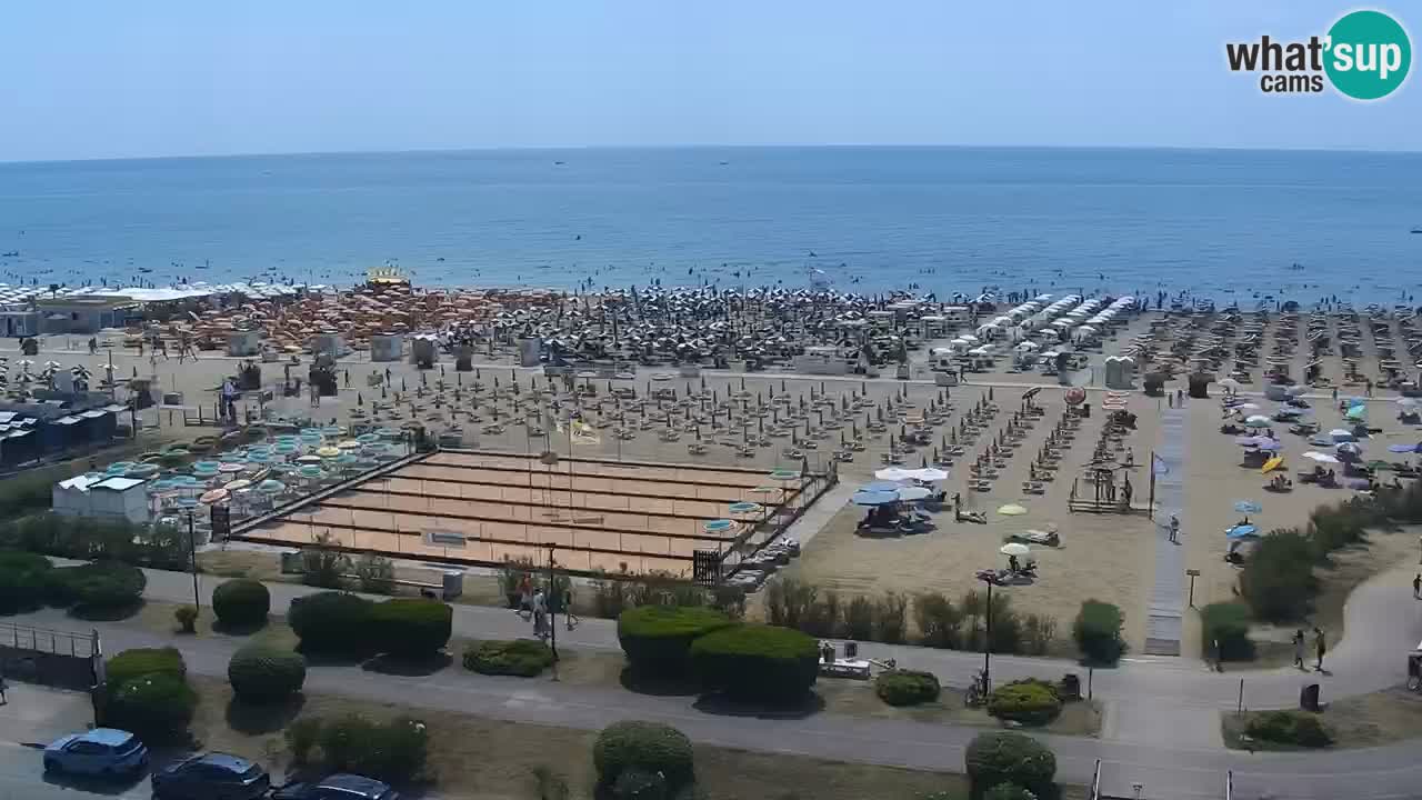 La spiaggia di Bibione webcam live e piazzale Zenit