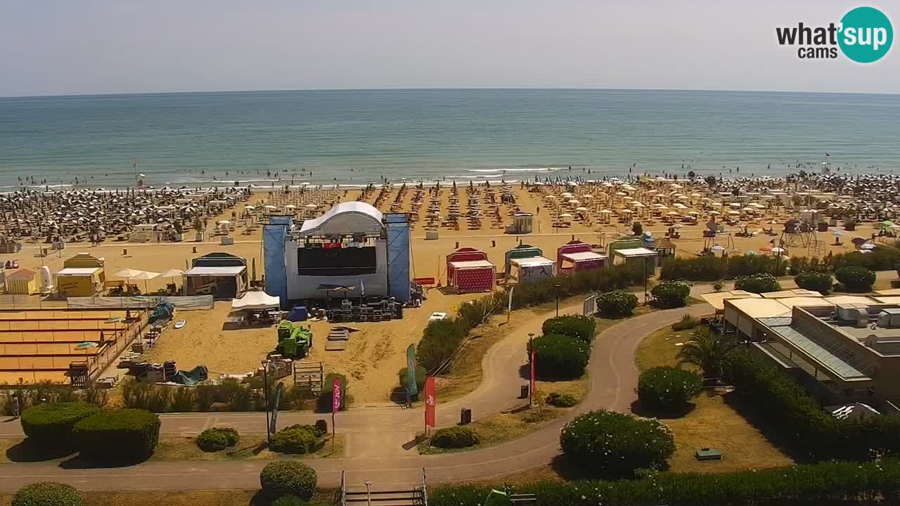 La spiaggia di Bibione webcam live e piazzale Zenit