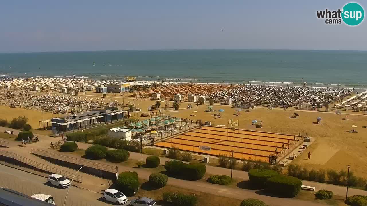 La spiaggia di Bibione webcam live e piazzale Zenit