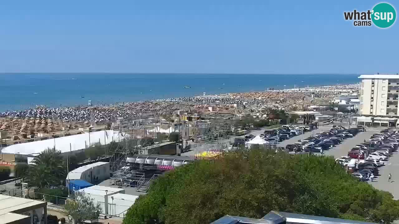 La spiaggia di Bibione webcam live e piazzale Zenit