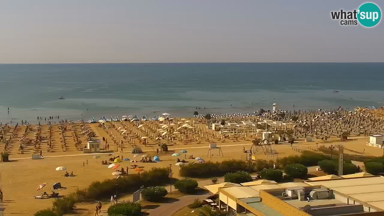 La spiaggia di Bibione webcam live e piazzale Zenit