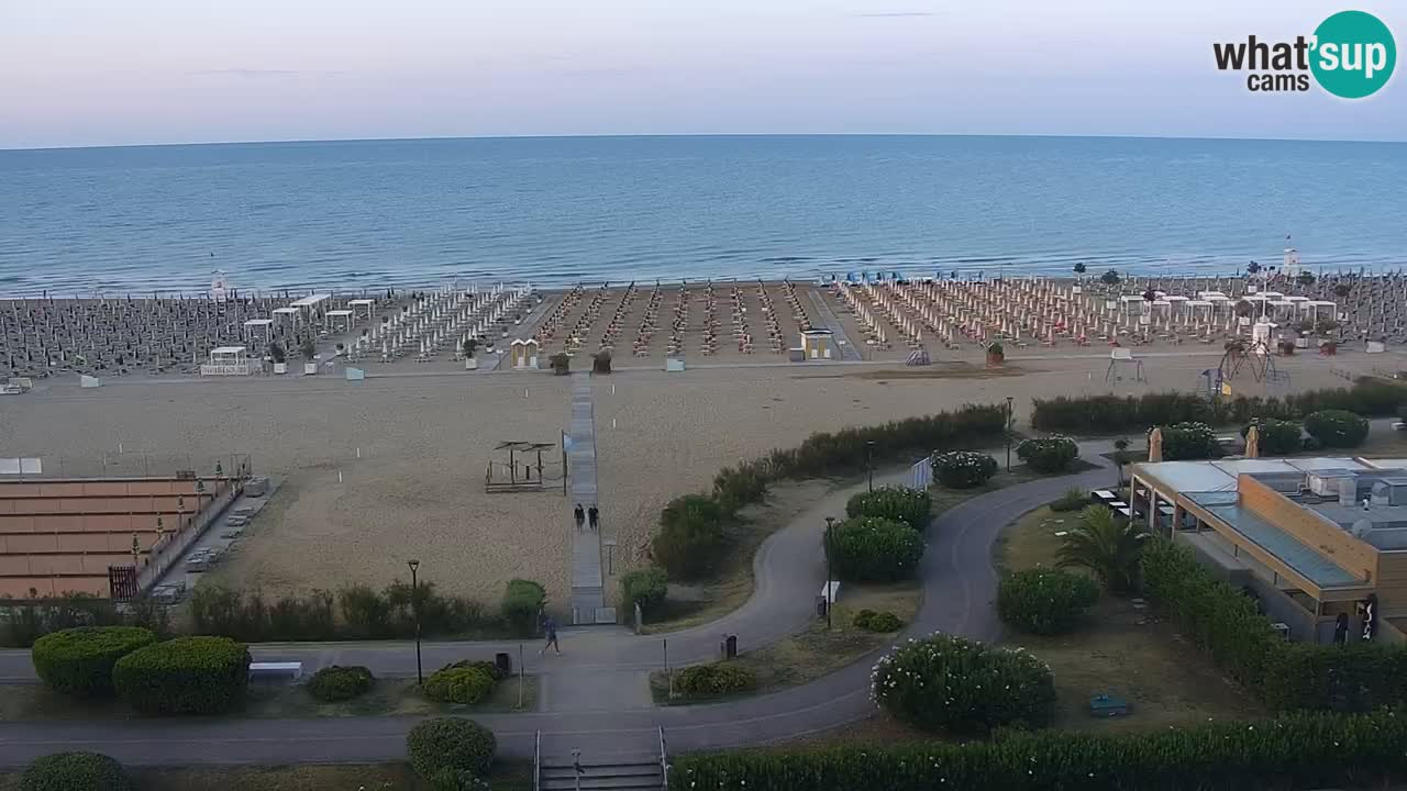 La spiaggia di Bibione webcam live e piazzale Zenit