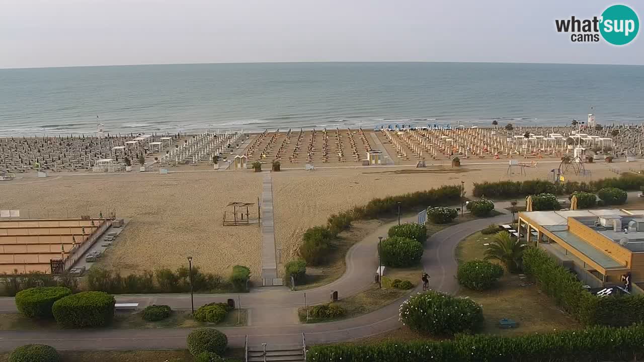 La spiaggia di Bibione webcam live e piazzale Zenit