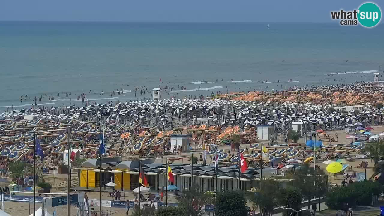 La spiaggia di Bibione webcam live e piazzale Zenit