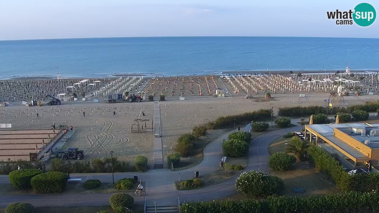 La spiaggia di Bibione webcam live e piazzale Zenit