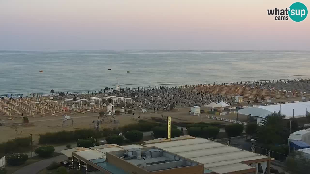 La spiaggia di Bibione webcam live e piazzale Zenit