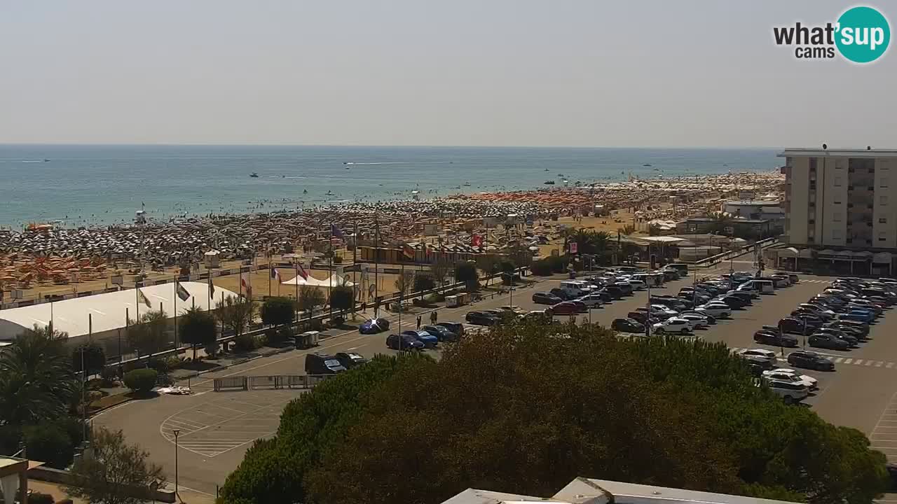 La spiaggia di Bibione webcam live e piazzale Zenit