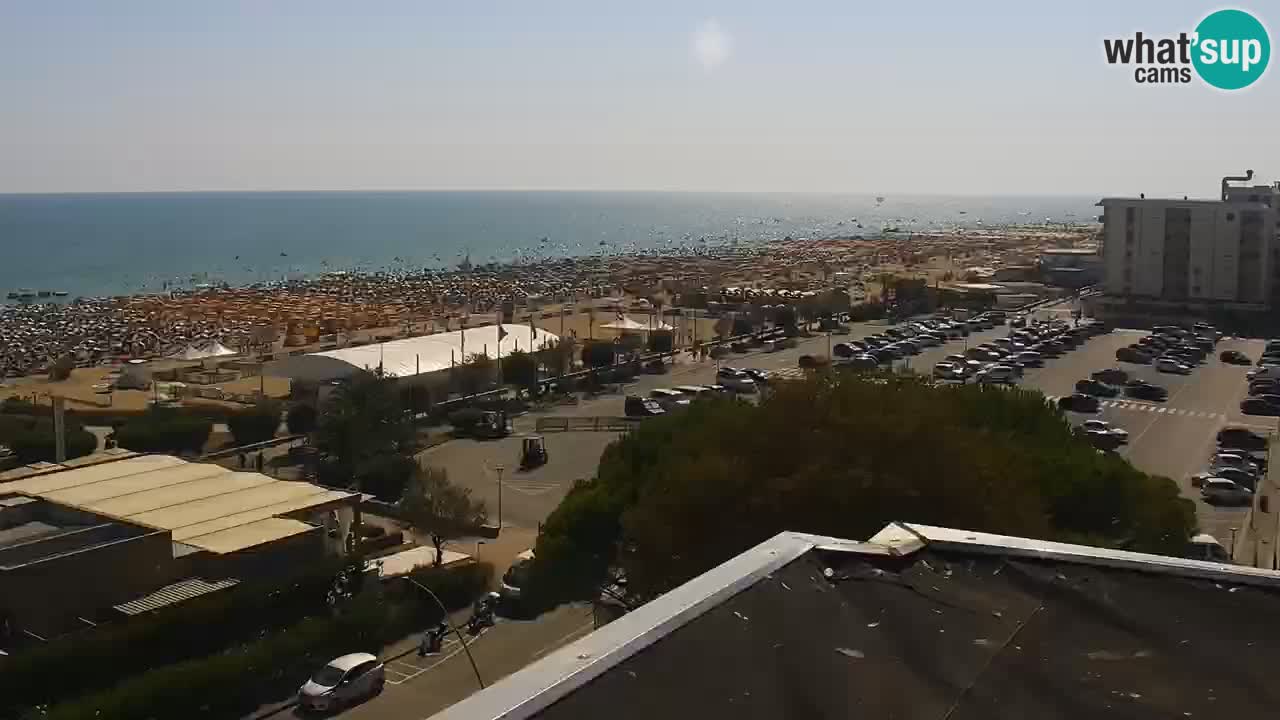 La spiaggia di Bibione webcam live e piazzale Zenit