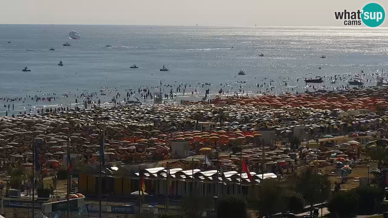 La spiaggia di Bibione webcam live e piazzale Zenit
