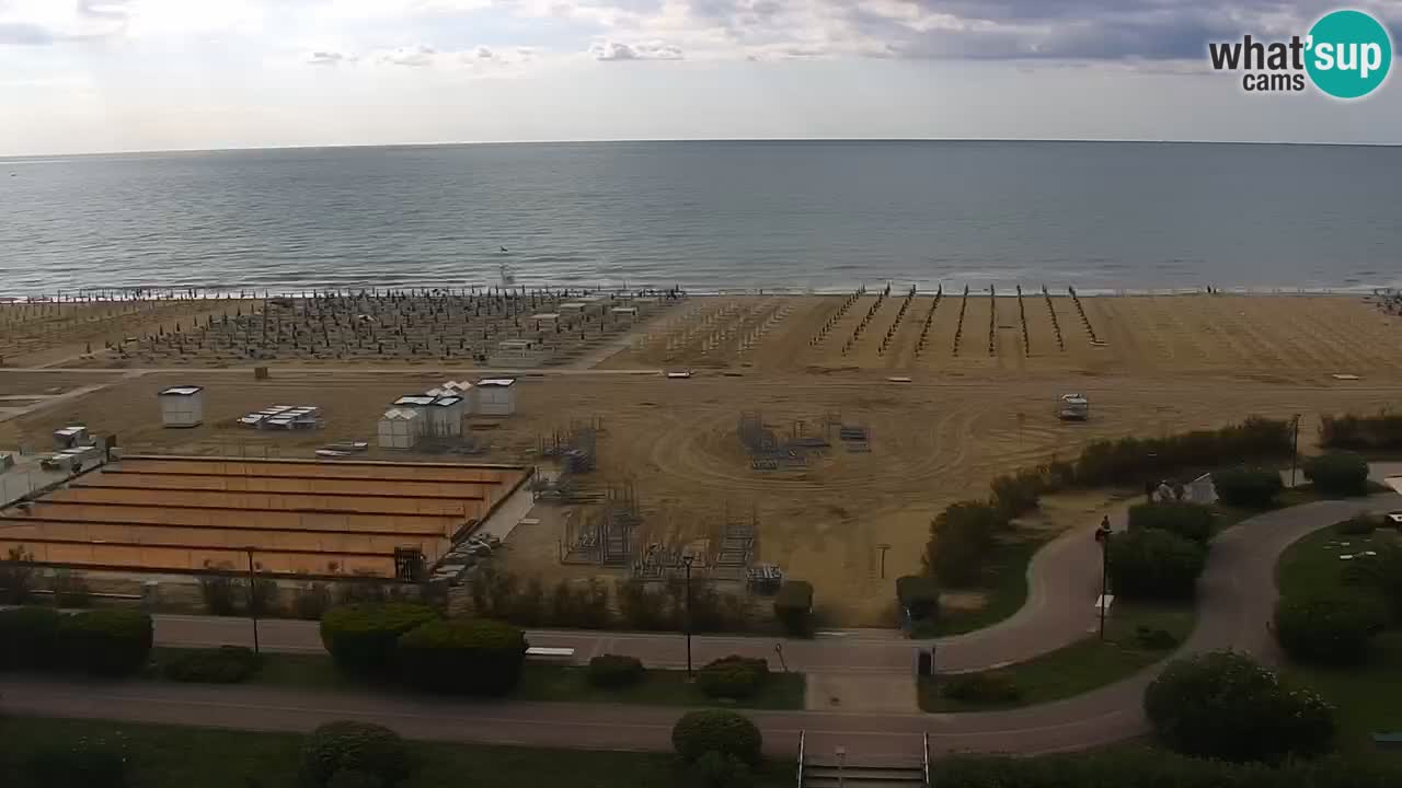 La spiaggia di Bibione webcam live e piazzale Zenit