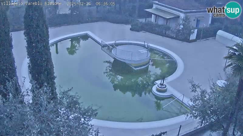 Villaggio Mare Blu pool LIVE webcam Bibione Pineda – Italy