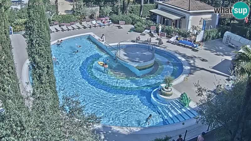 Villaggio Mare Blu bazen Spletna kamera V živo Bibione Pineda – Italija