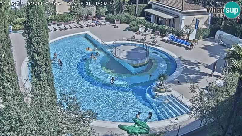 Villaggio Mare Blu bazen Spletna kamera V živo Bibione Pineda – Italija