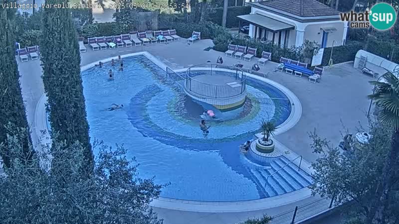 Villaggio Mare Blu bazen Spletna kamera V živo Bibione Pineda – Italija