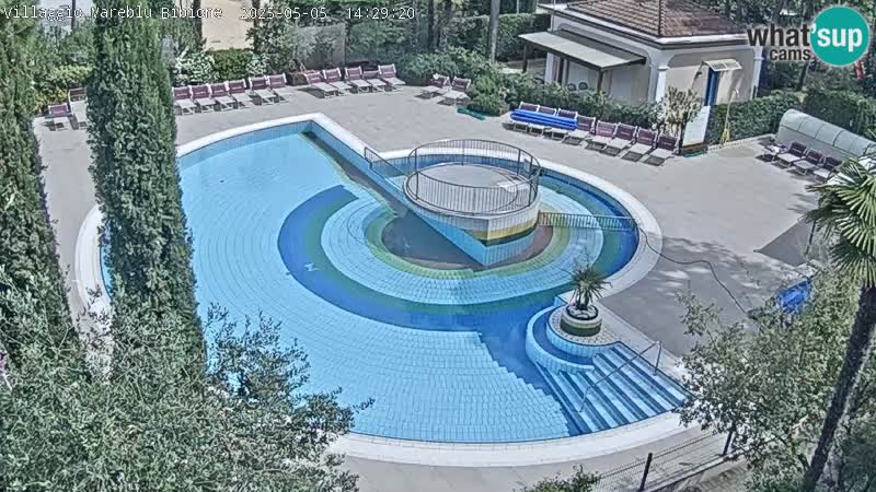 Villaggio Mare Blu bazen Spletna kamera V živo Bibione Pineda – Italija