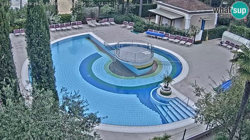 Piscina Villaggio Mare Blu EN VIVO webcam Bibione Pineda – Italia
