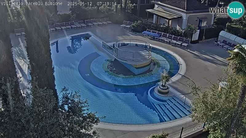 Villaggio Mare Blu bazen Spletna kamera V živo Bibione Pineda – Italija