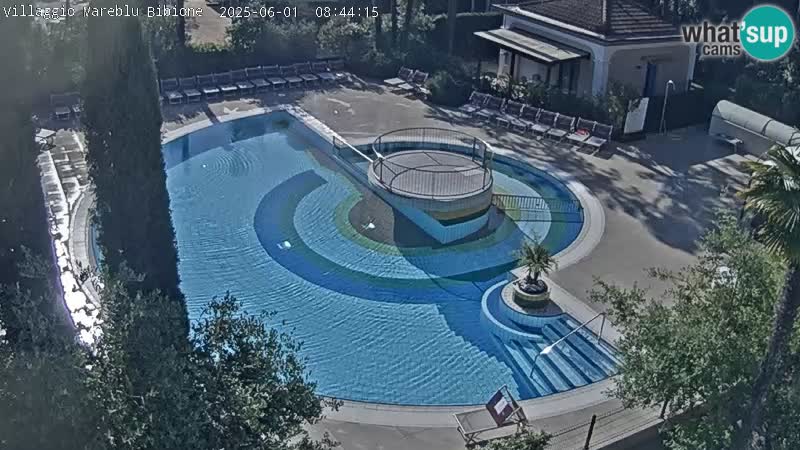 Villaggio Mare Blu bazen Spletna kamera V živo Bibione Pineda – Italija