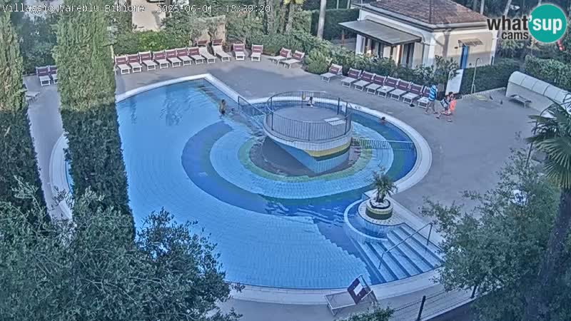 Piscina Villaggio Mare Blu EN VIVO webcam Bibione Pineda – Italia
