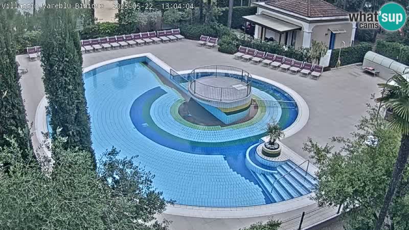 Villaggio Mare Blu bazen Spletna kamera V živo Bibione Pineda – Italija