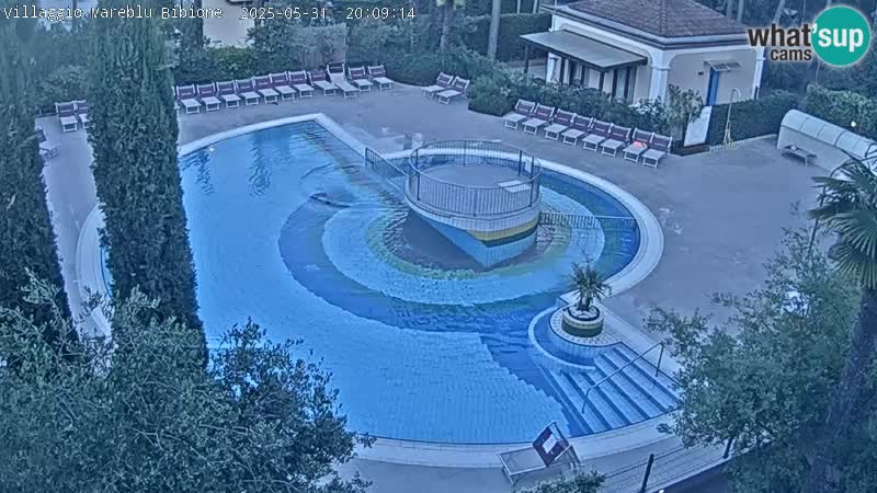 Villaggio Mare Blu bazen Spletna kamera V živo Bibione Pineda – Italija