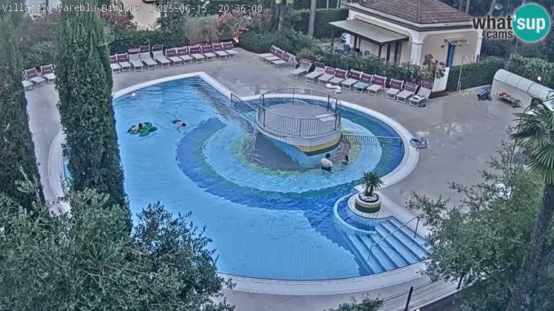 Villaggio Mare Blu pool LIVE webcam Bibione Pineda – Italy