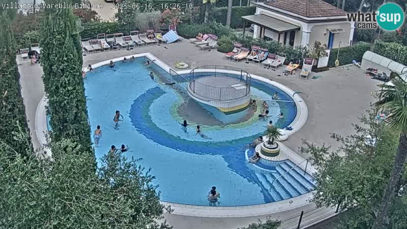 Villaggio Mare Blu bazen Spletna kamera V živo Bibione Pineda – Italija