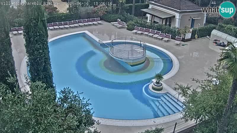 Villaggio Mare Blu bazen Spletna kamera V živo Bibione Pineda – Italija