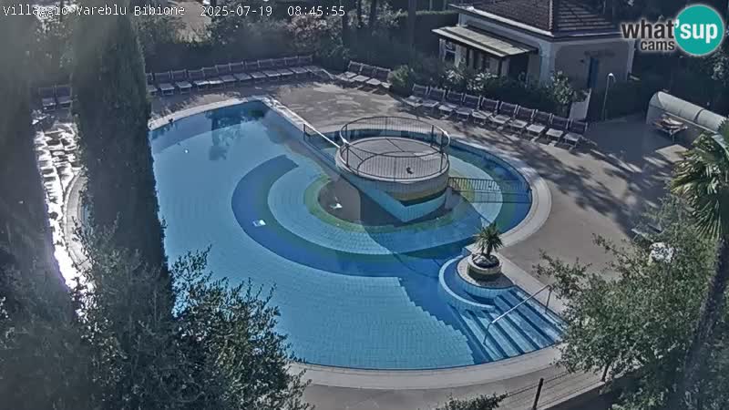 Villaggio Mare Blu bazen Spletna kamera V živo Bibione Pineda – Italija