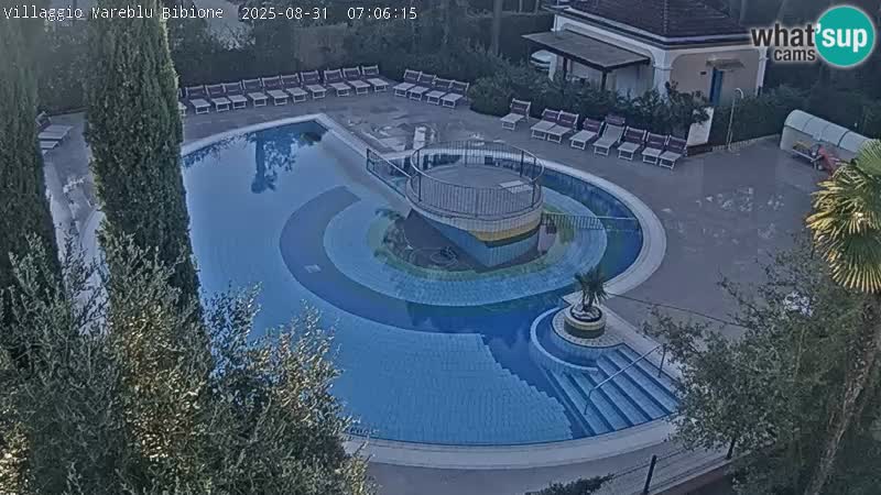 Villaggio Mare Blu bazen Spletna kamera V živo Bibione Pineda – Italija