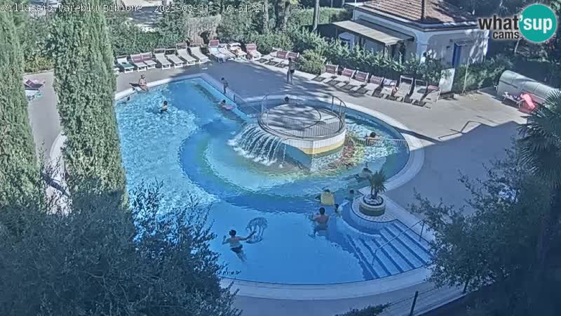 Villaggio Mare Blu bazen Spletna kamera V živo Bibione Pineda – Italija