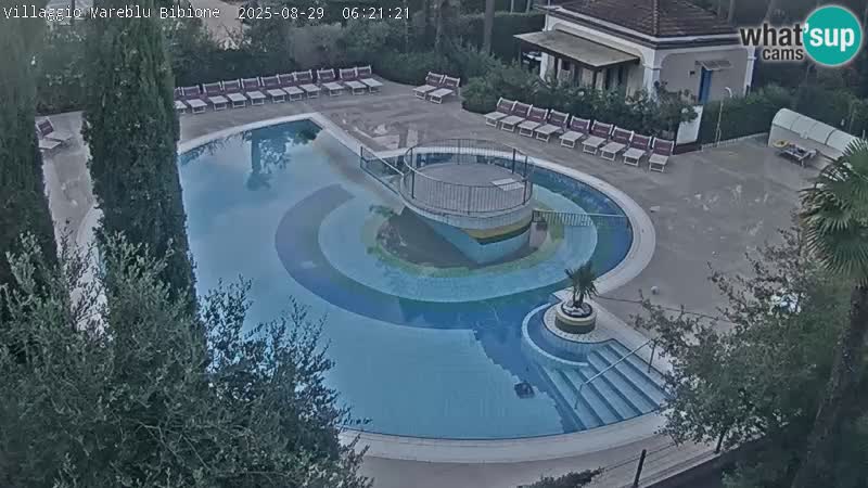 Villaggio Mare Blu bazen Spletna kamera V živo Bibione Pineda – Italija